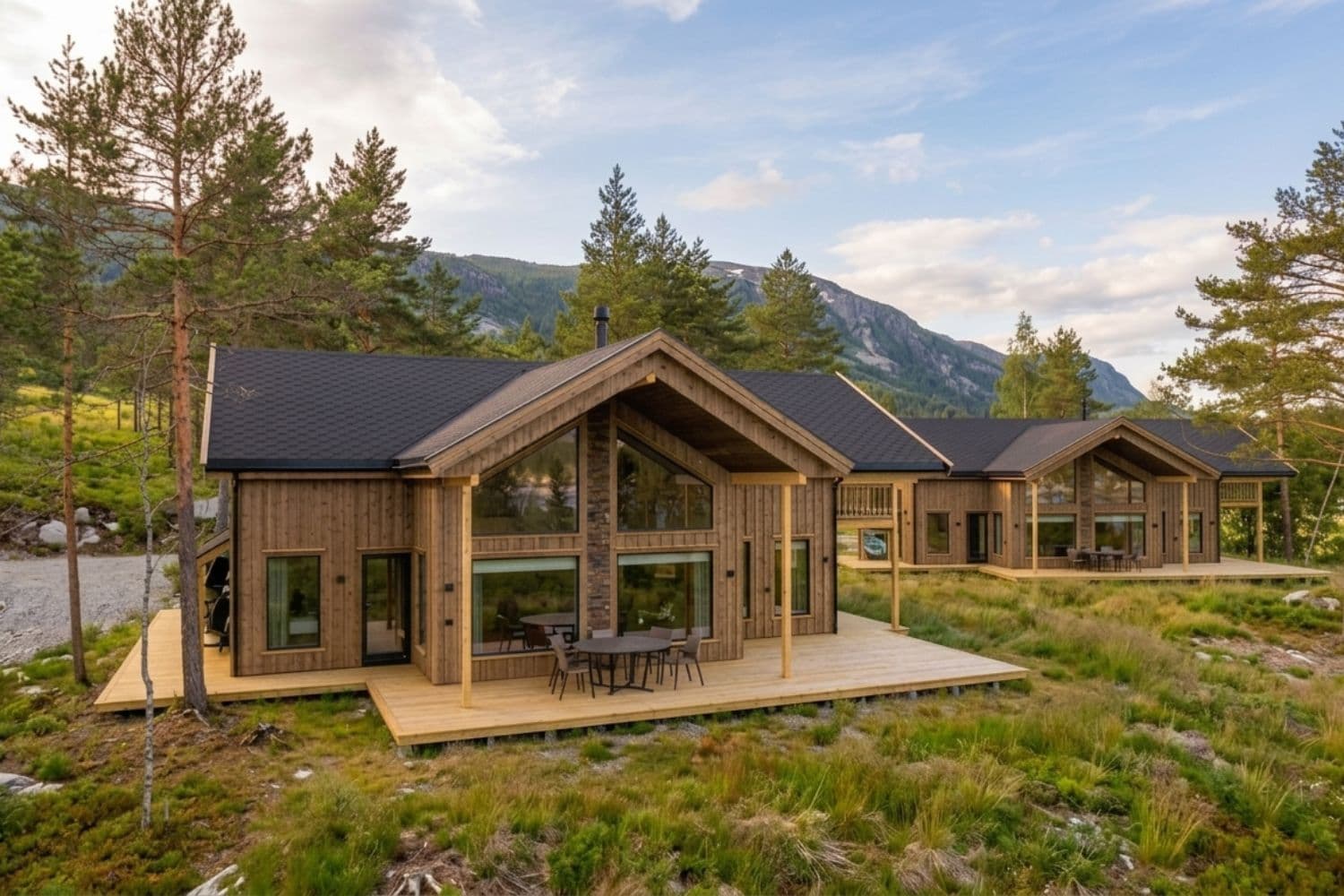 Twin Lakelodges 20p - 1